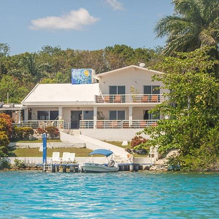 Casa Sol Y Luna Bacalar Bed and Breakfast Buitenkant foto