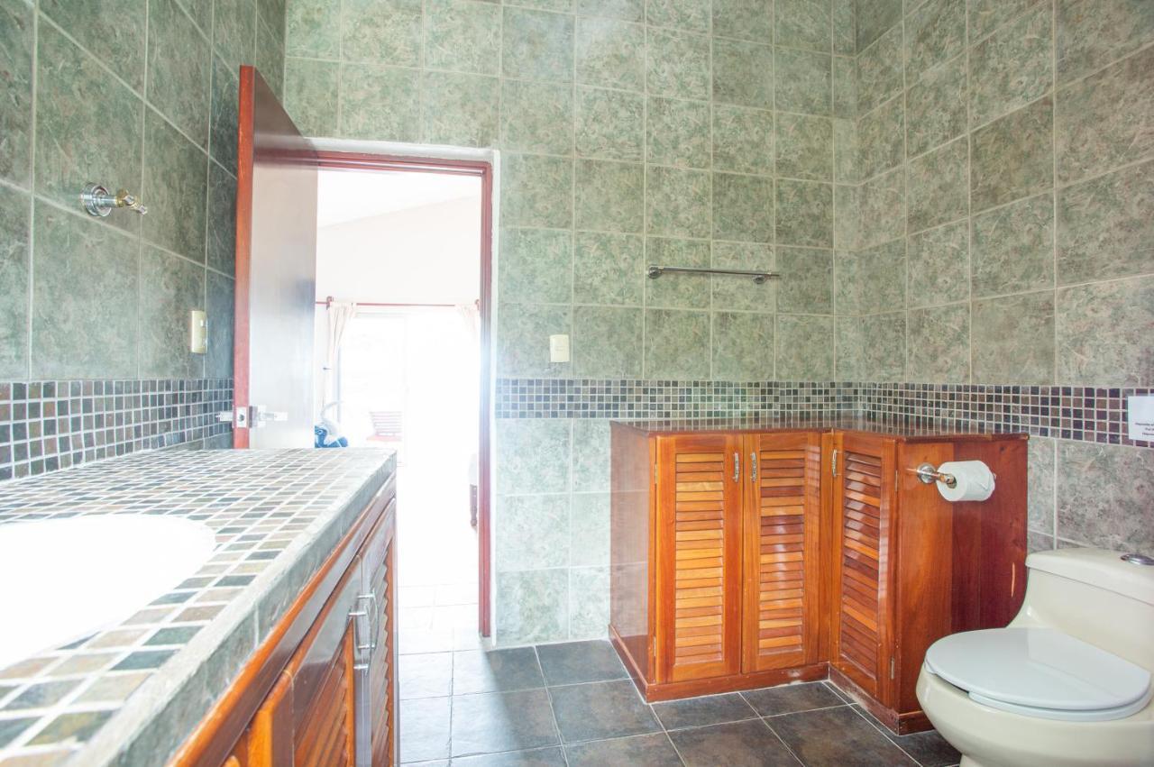 Casa Sol Y Luna Bacalar Bed and Breakfast Buitenkant foto